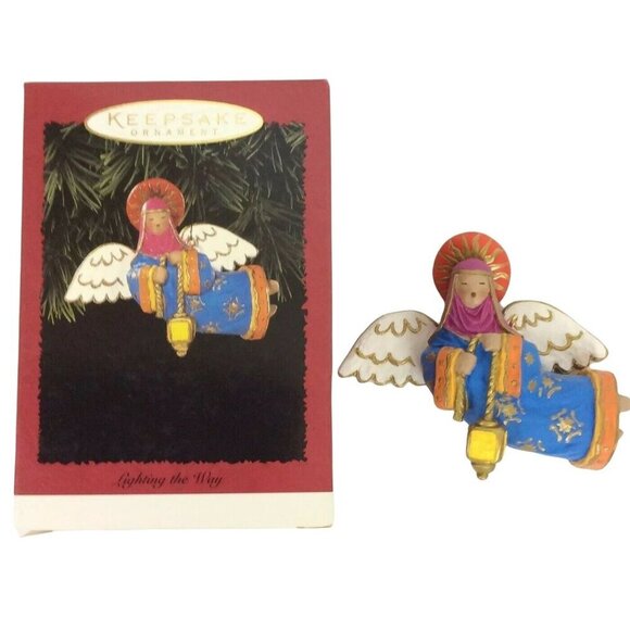 Lighting The Way Angel Hallmark Keepsake Ornament 1996 - Picture 1 of 7